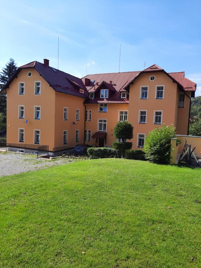 Osrodek Wypoczynkowy Buenos Aires Bed & Breakfast Kudowa-Zdrój Eksteriør bilde