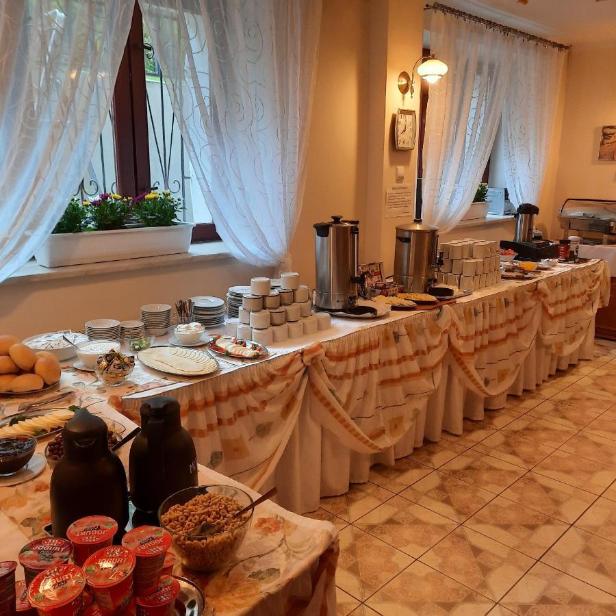 Osrodek Wypoczynkowy Buenos Aires Bed & Breakfast Kudowa-Zdrój Eksteriør bilde