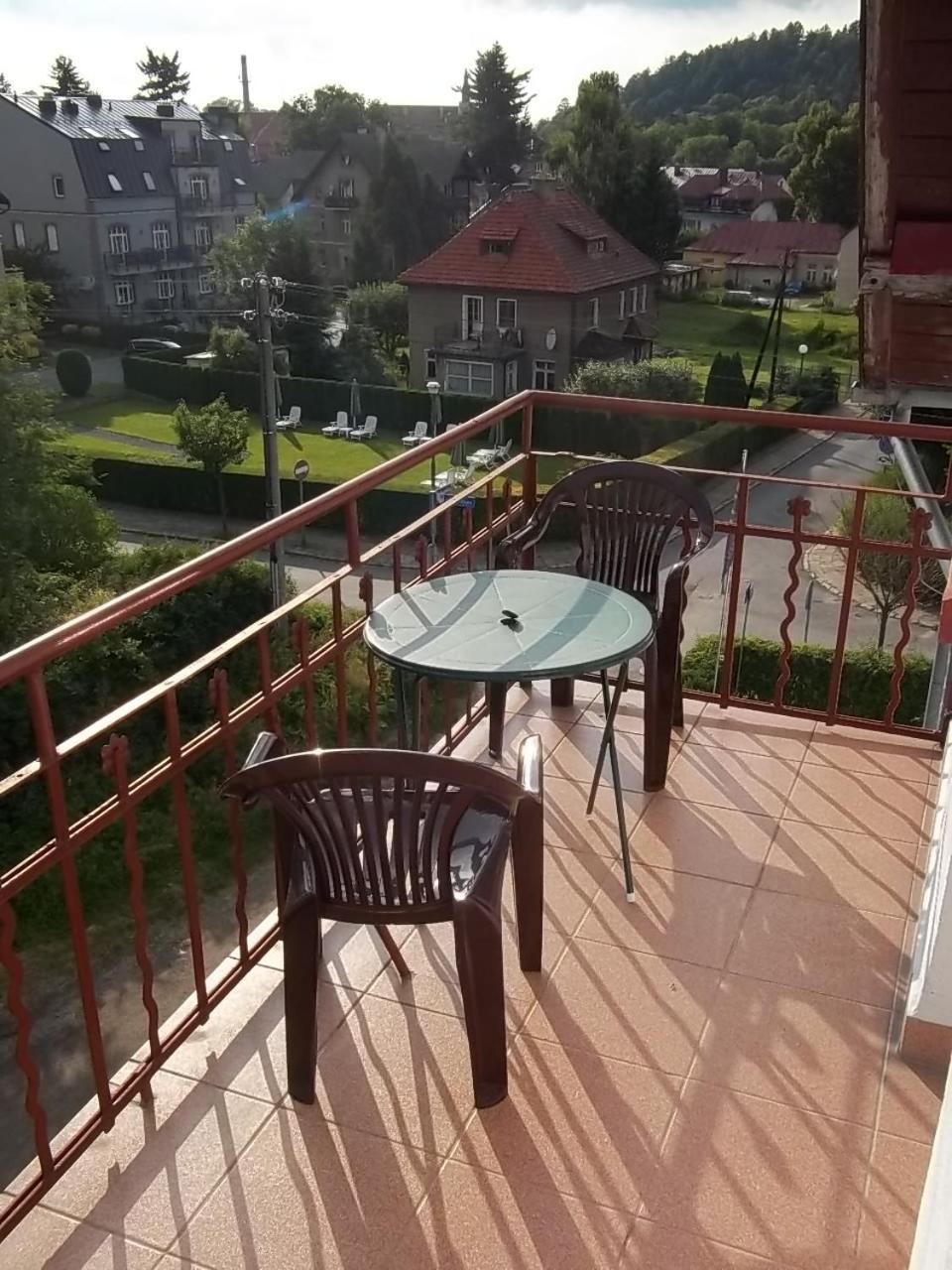 Osrodek Wypoczynkowy Buenos Aires Bed & Breakfast Kudowa-Zdrój Eksteriør bilde